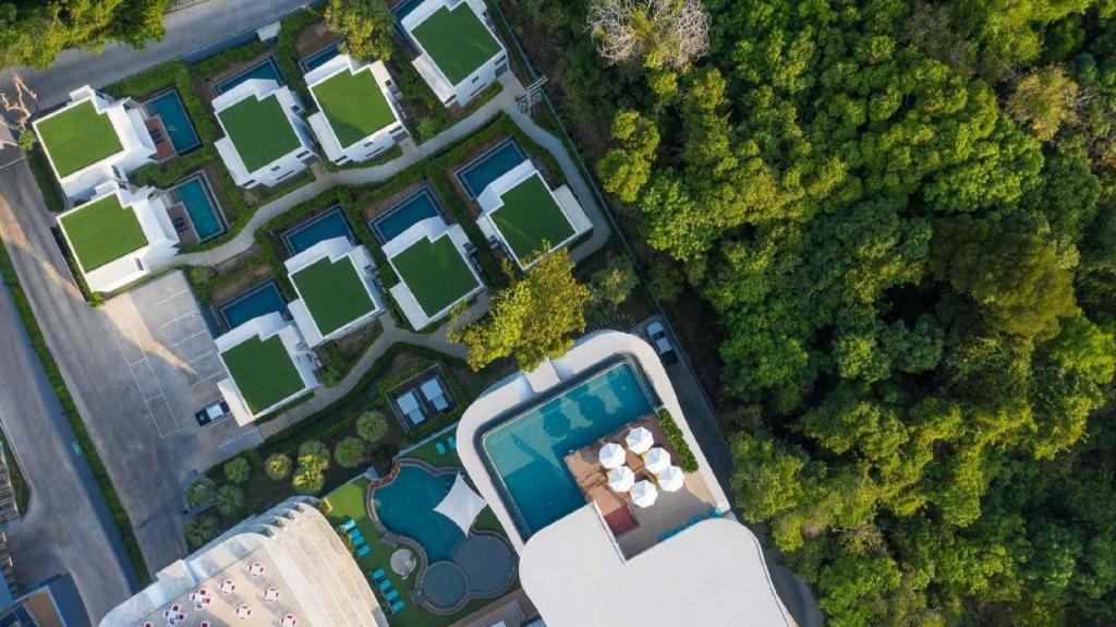 Utopia Naiharn Nai Harn Exterior photo