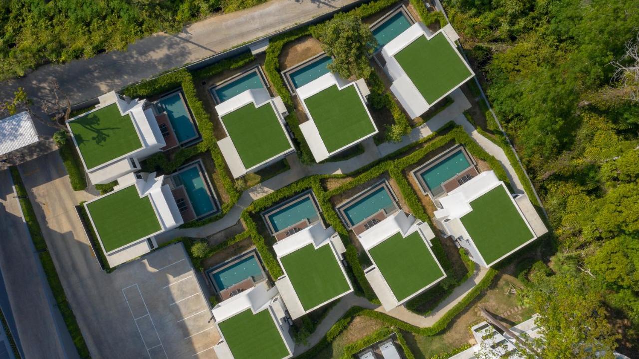 Utopia Naiharn Nai Harn Exterior photo